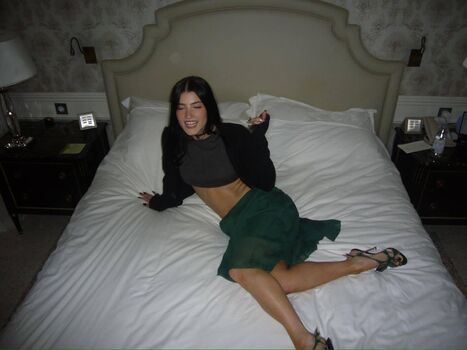 Charli d amelio page leaked private photo uncensored HD quality