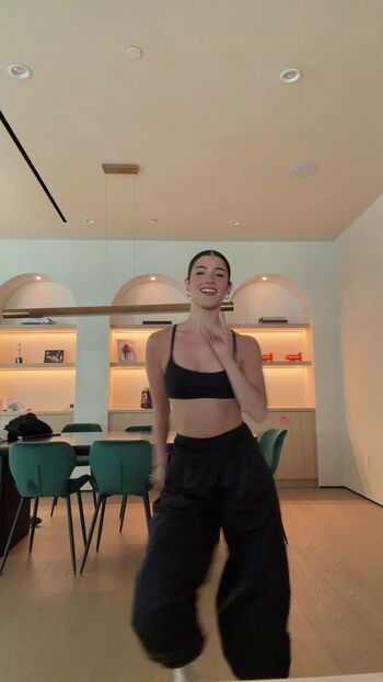 Charli d amelio page leaked private photo uncensored HD quality