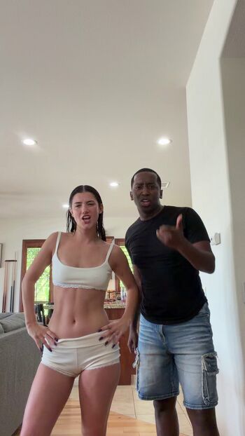 Charli d amelio page leaked private photo uncensored HD quality
