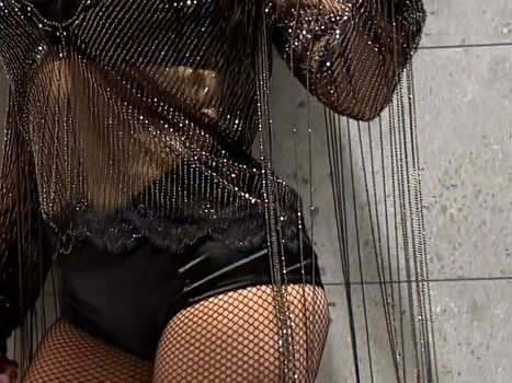 Charli xcx leaked private photo uncensored HD quality