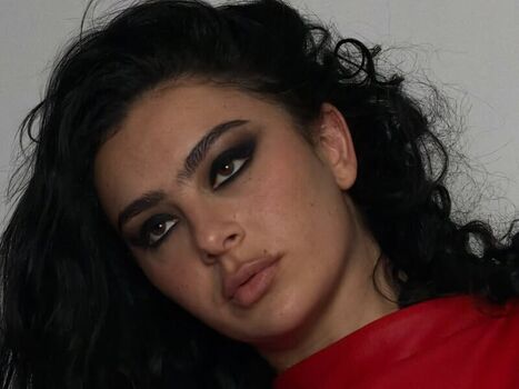 Charli xcx leaked private photo uncensored HD quality