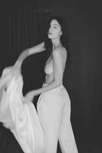 Chloe bechini page leaked private photo uncensored HD quality