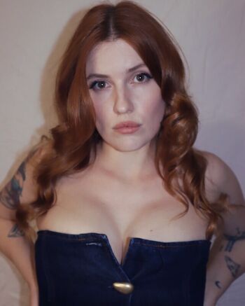 Chloe maddren leaked private photo uncensored HD quality