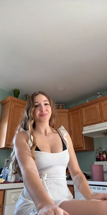 Christine keyton page leaked private photo uncensored HD quality