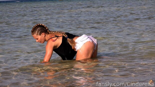 Cinderella girl leaked private photo uncensored HD quality