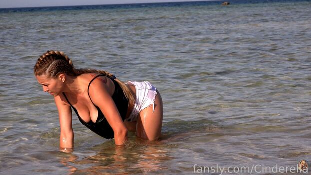Cinderella girl leaked private photo uncensored HD quality