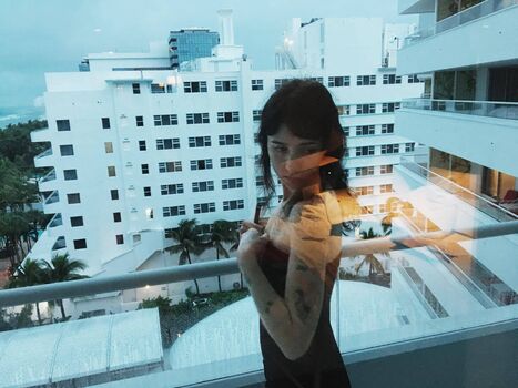 Clairo page leaked private photo uncensored HD quality