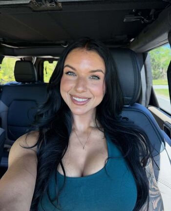 Coachrachnicole leaked private photo uncensored HD quality