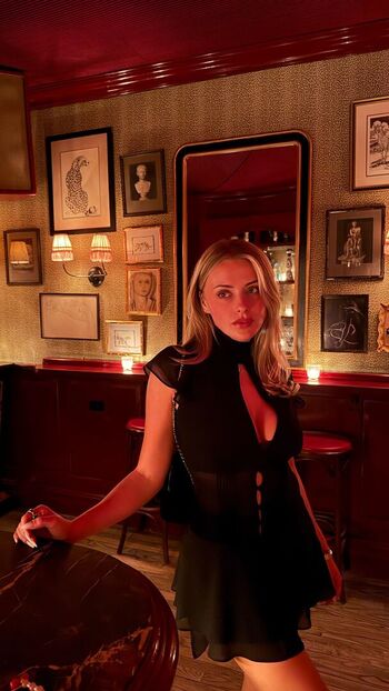 Corinna kopf  page leaked private photo uncensored HD quality