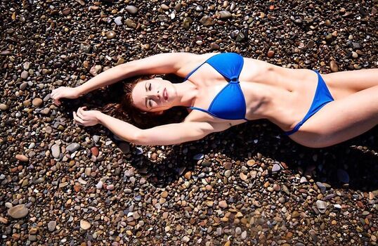 Courtney hope leaked private photo uncensored HD quality