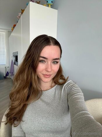 Cutegeekie leaked private photo uncensored HD quality