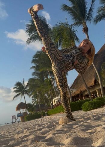 Cynthia rothrock page leaked private photo uncensored HD quality