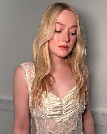 Dakota fanning page leaked private photo uncensored HD quality