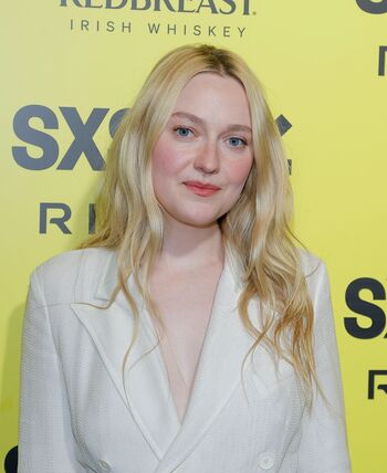 Dakota fanning page leaked private photo uncensored HD quality