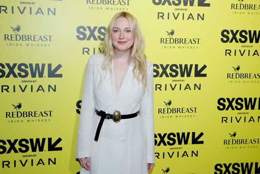 Dakota fanning page leaked private photo uncensored HD quality