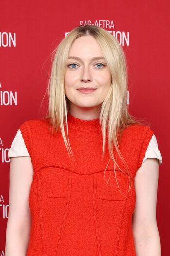 Dakota fanning leaked private photo uncensored HD quality