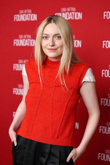 Dakota fanning leaked private photo uncensored HD quality