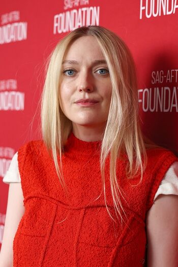 Dakota fanning leaked private photo uncensored HD quality