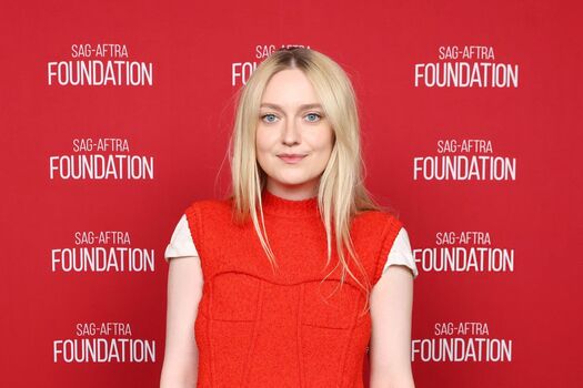 Dakota fanning leaked private photo uncensored HD quality