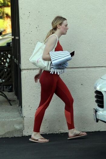 Dakota fanning page leaked private photo uncensored HD quality