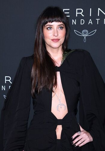 Dakota johnson leaked private photo uncensored HD quality