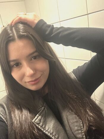 Dakotasdreams page leaked private photo uncensored HD quality