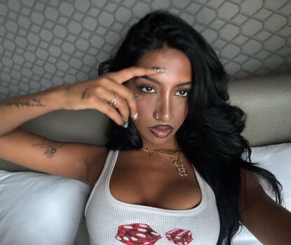 Daniela avanzini page leaked private photo uncensored HD quality