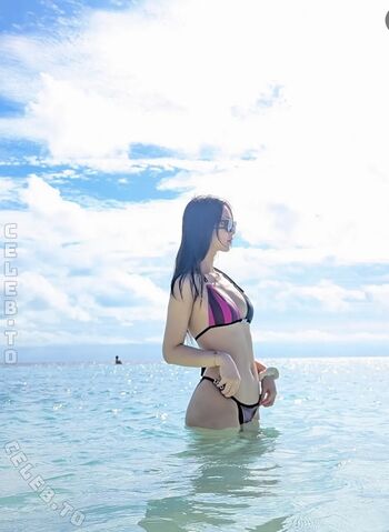 Dear chuu  page leaked private photo uncensored HD quality