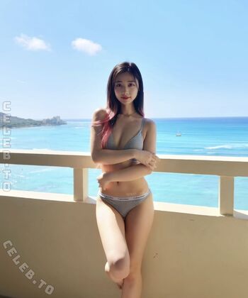 Dear chuu  page leaked private photo uncensored HD quality