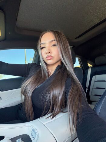 Demetria obilor leaked private photo uncensored HD quality