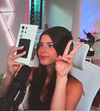 Develique leaked private photo uncensored HD quality