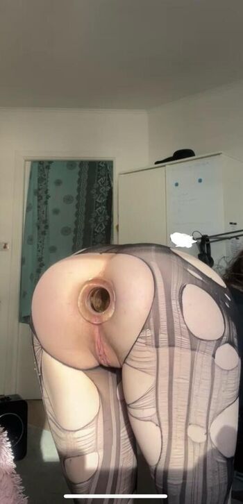 Devotedanalslut leaked private photo uncensored HD quality