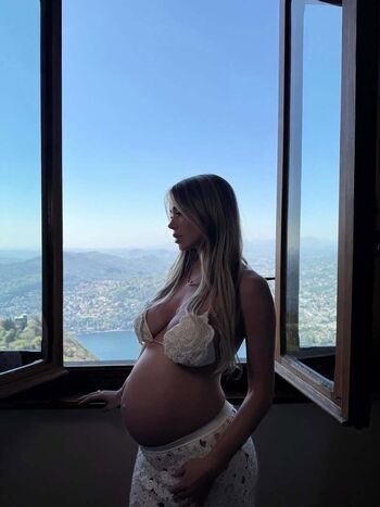 Diletta leotta  page leaked private photo uncensored HD quality