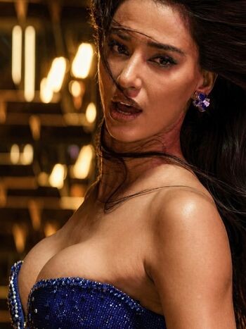 Disha patani  page leaked private photo uncensored HD quality