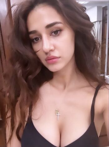 Disha patani leaked private photo uncensored HD quality