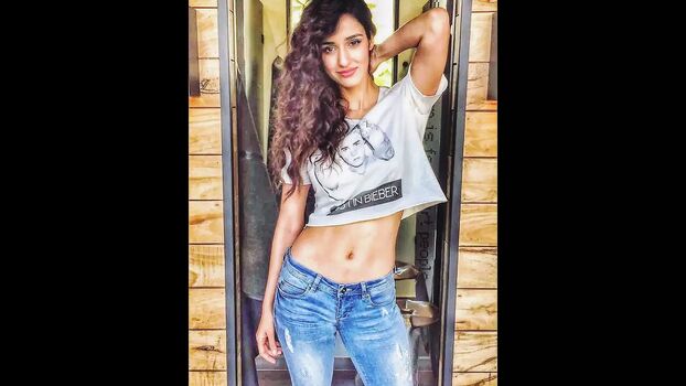 Disha patani leaked private photo uncensored HD quality