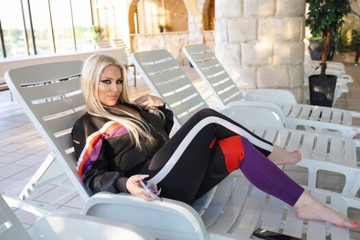 Domace matorke milf ex yu  page leaked private photo uncensored HD quality