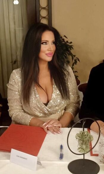 Domace matorke milf ex yu  page leaked private photo uncensored HD quality