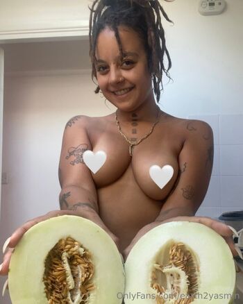 Earthyasmin leaked private photo uncensored HD quality