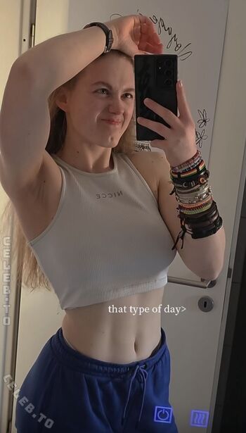 Einfachnurchristiinaa leaked private photo uncensored HD quality