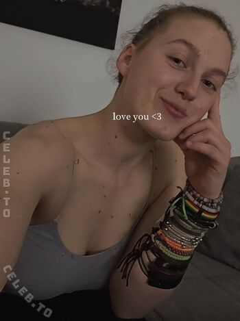 Einfachnurchristiinaa leaked private photo uncensored HD quality
