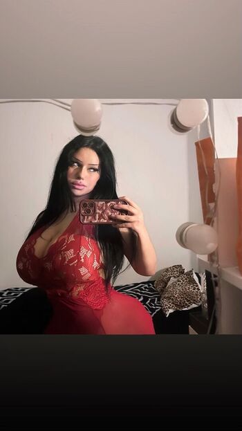 Elegancewoman leaked private photo uncensored HD quality