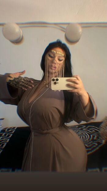 Elegancewoman leaked private photo uncensored HD quality