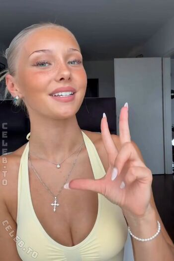 Elena zoe leaked private photo uncensored HD quality