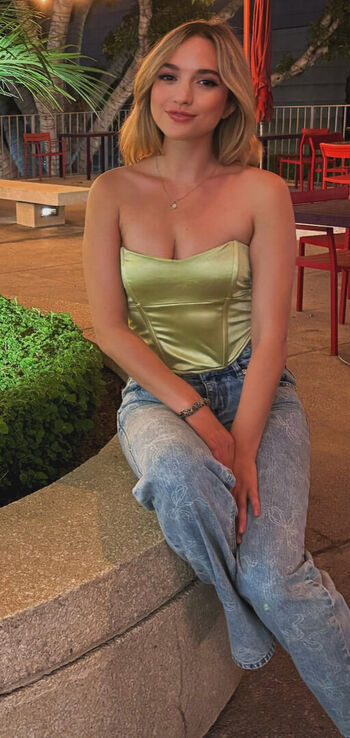 Eliza jane page leaked private photo uncensored HD quality