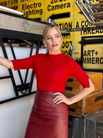 Elizabeth banks page leaked private photo uncensored HD quality