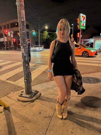 Ella ballentine leaked private photo uncensored HD quality