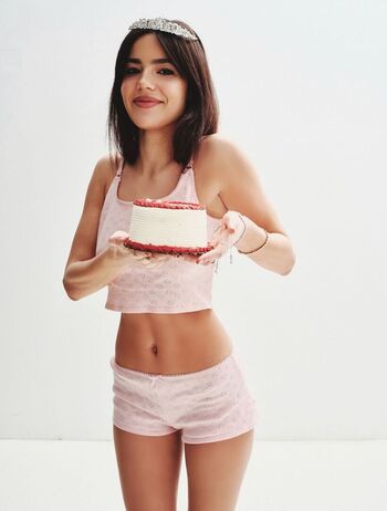 Ella mendelsohn page leaked private photo uncensored HD quality