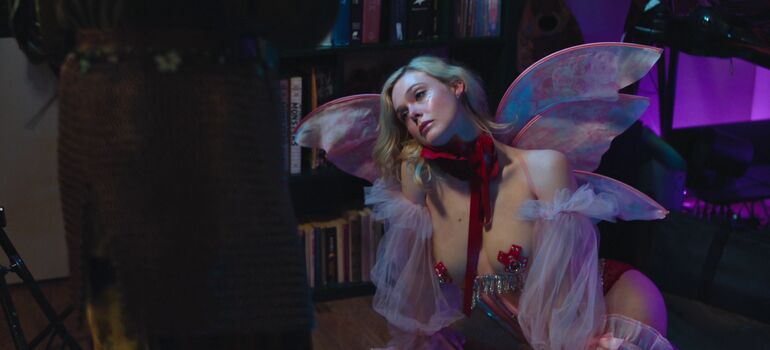 Elle fanning leaked private photo uncensored HD quality