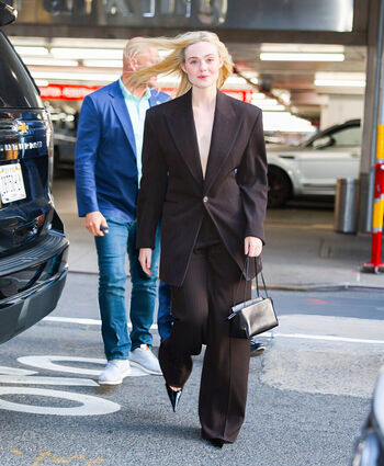 Elle fanning leaked private photo uncensored HD quality